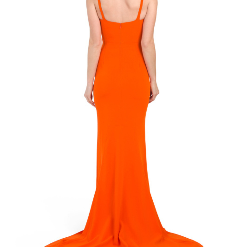 Stella McCartney Fluted Gown Worn by Charli X - Picture 3 of 6